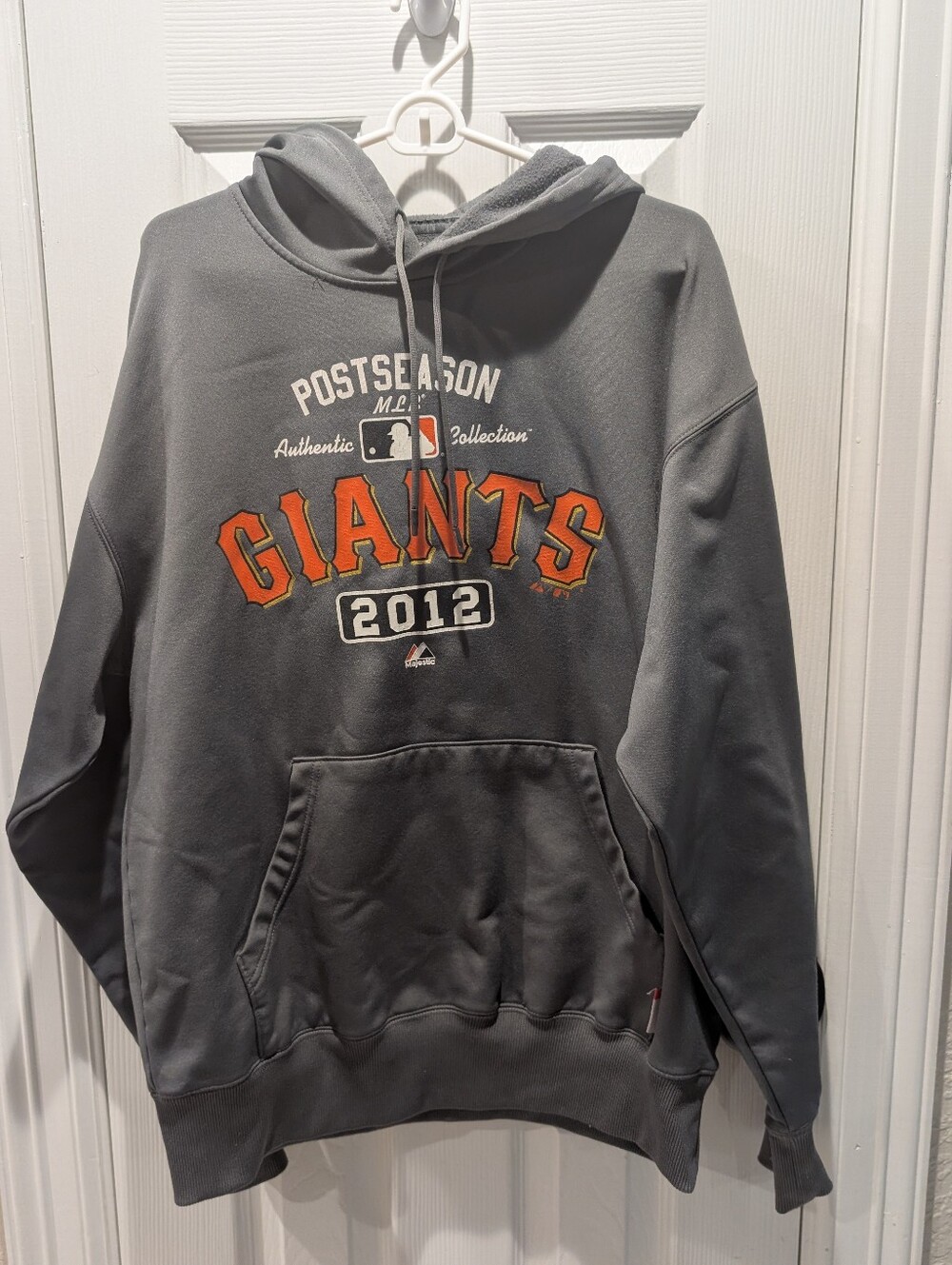 MLB San Francisco Giants Gray Hoodie with Orange Logo